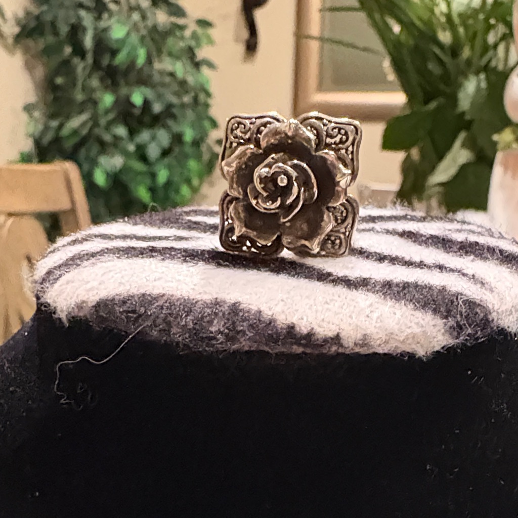 925 Sterling Silver Elegant Silver Rose Ring